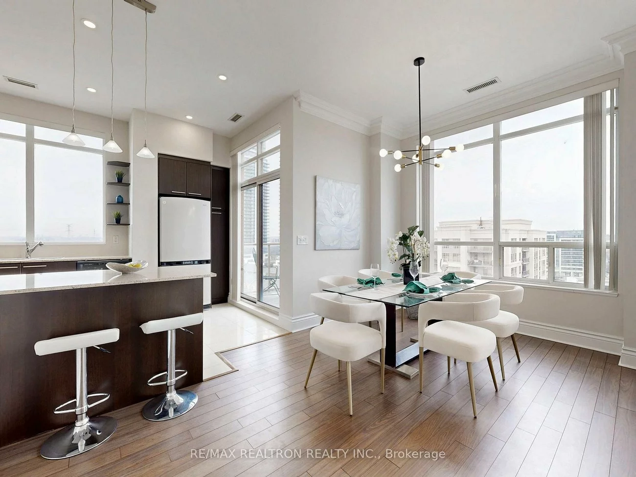 37, Galleria, Commerce Valley, Markham