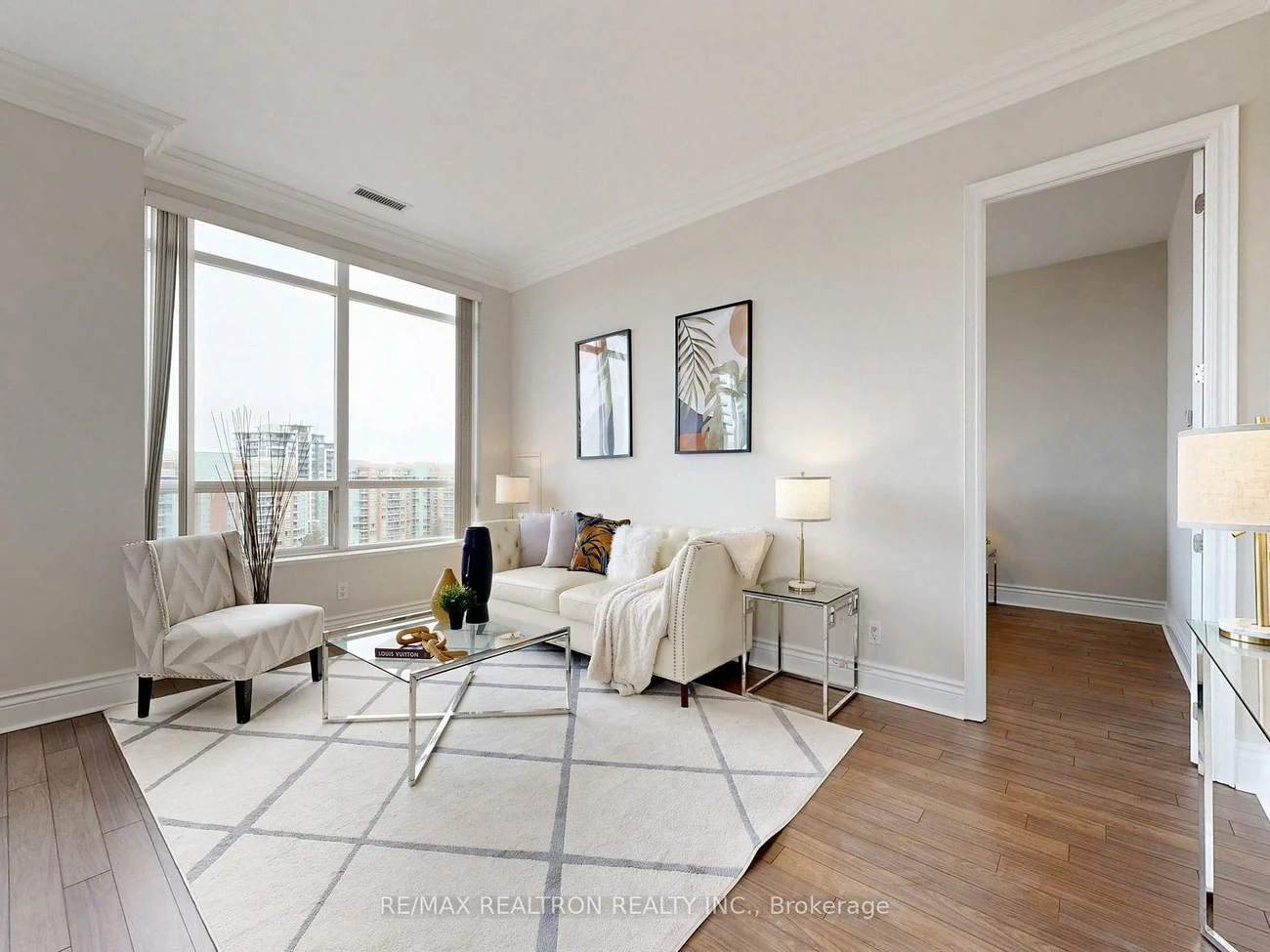 37, Galleria, Commerce Valley, Markham