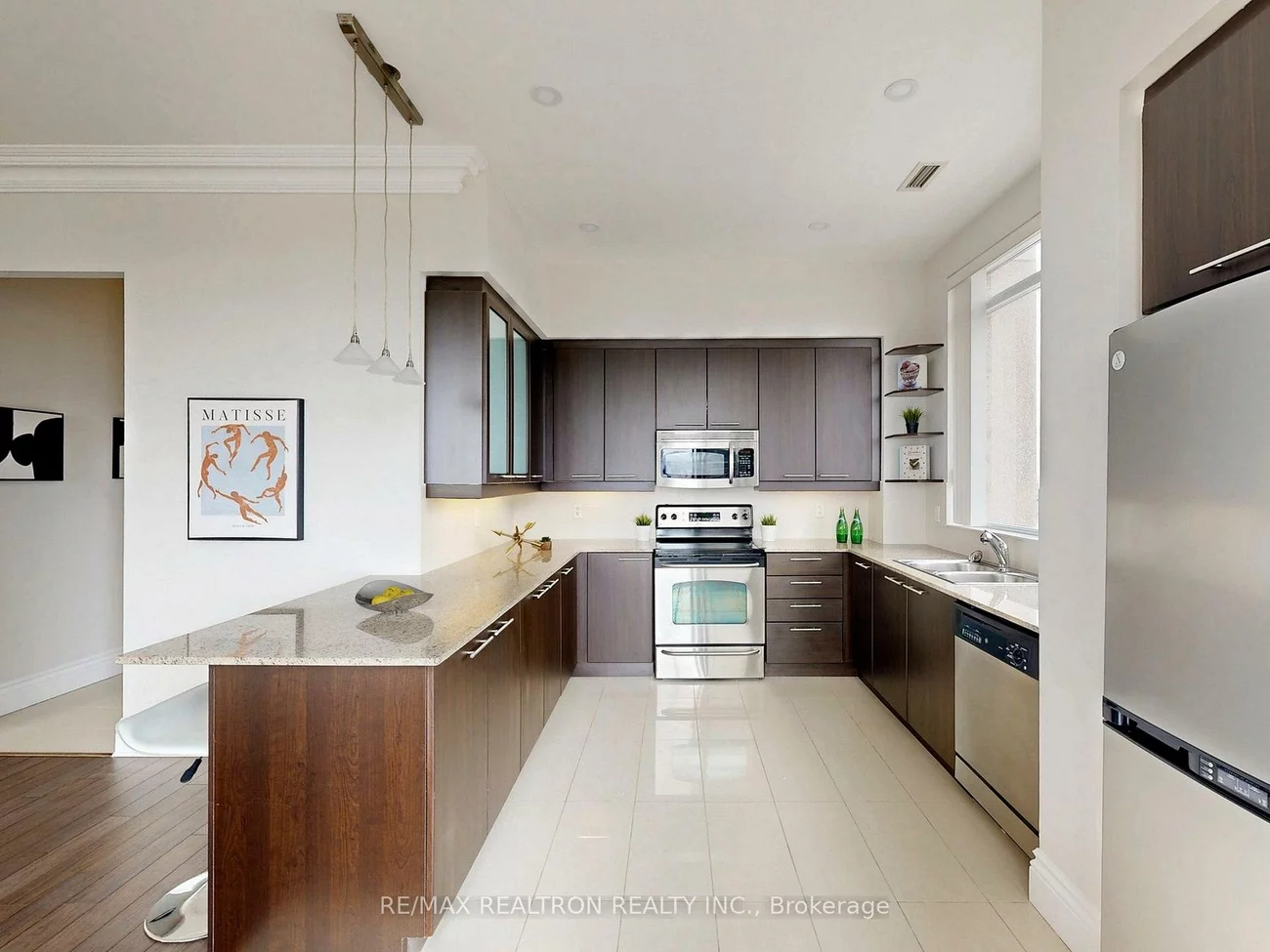 37, Galleria, Commerce Valley, Markham