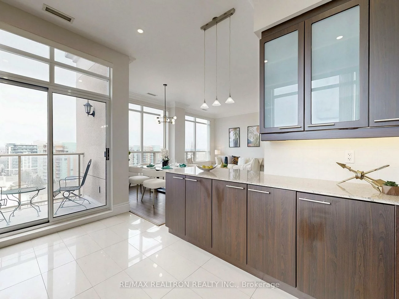 37, Galleria, Commerce Valley, Markham