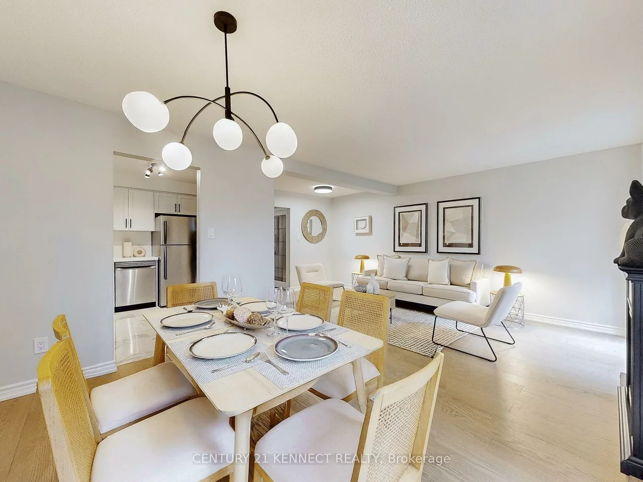 105, Carlton, Unionville, Markham