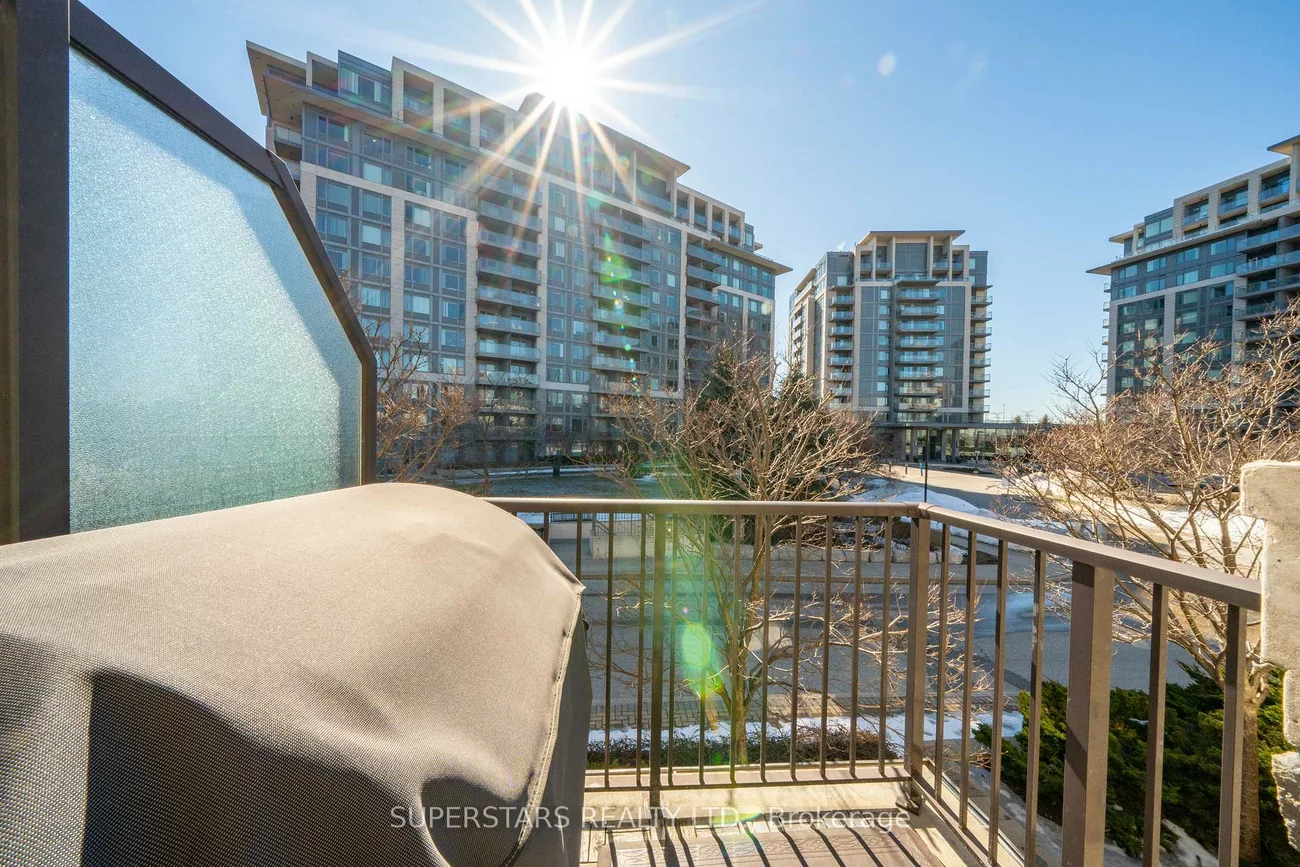 261, South Park, Commerce Valley, Markham