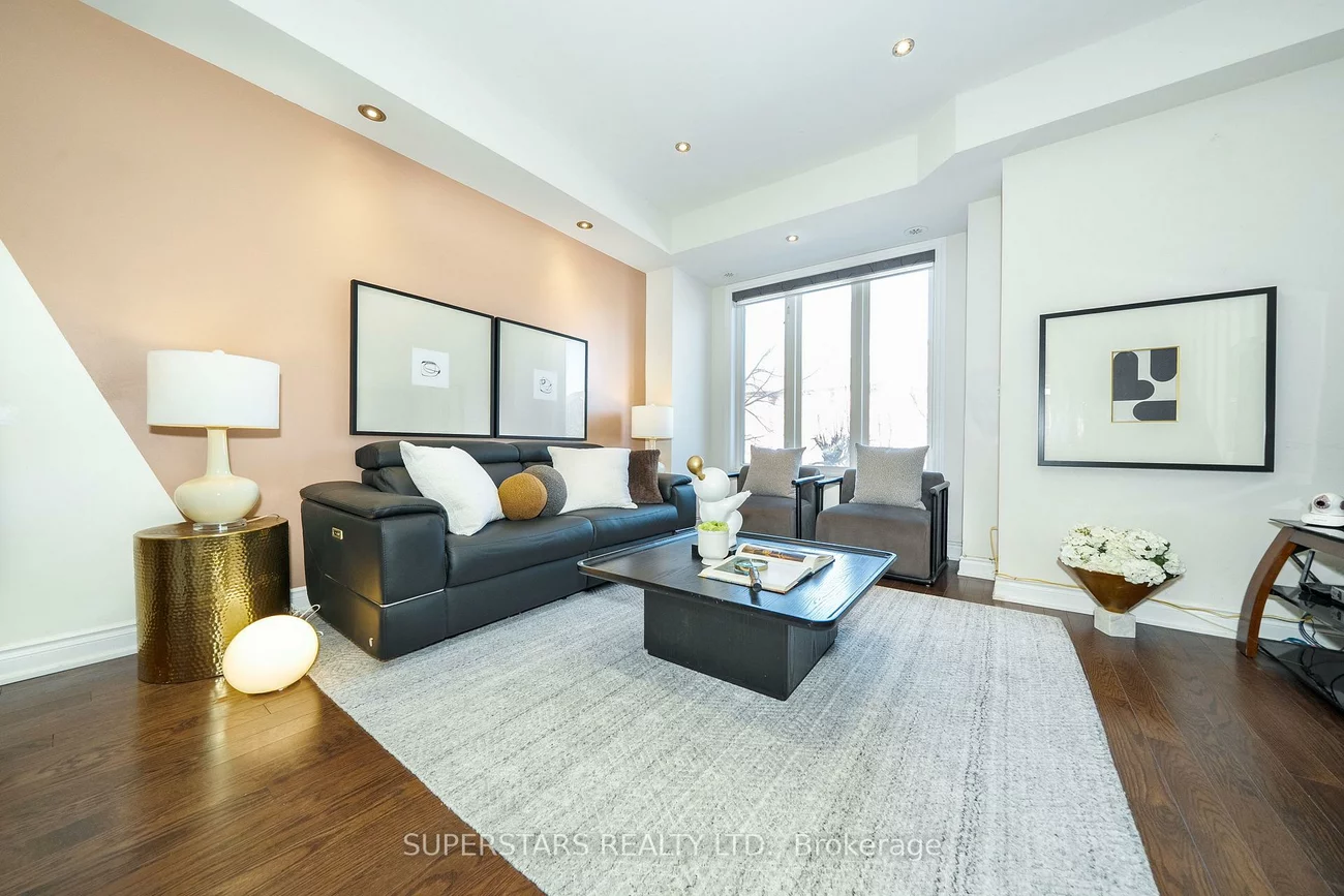 261, South Park, Commerce Valley, Markham