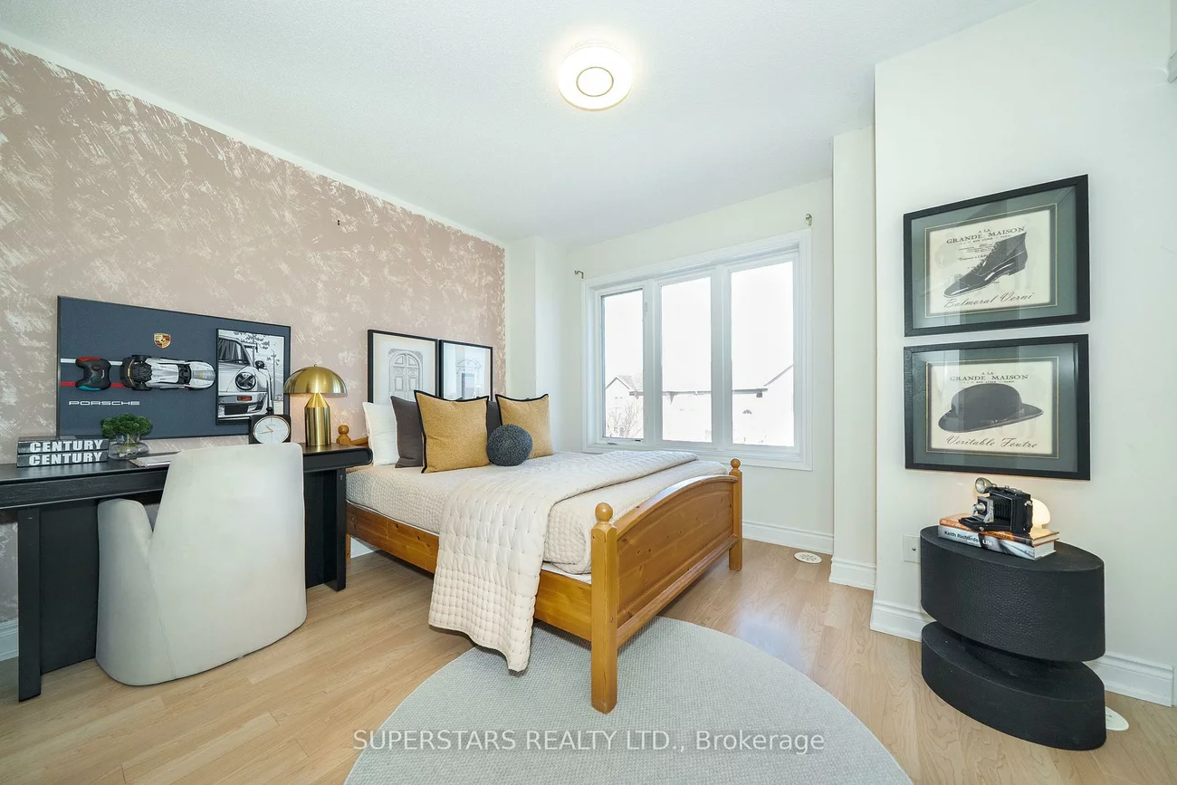 261, South Park, Commerce Valley, Markham