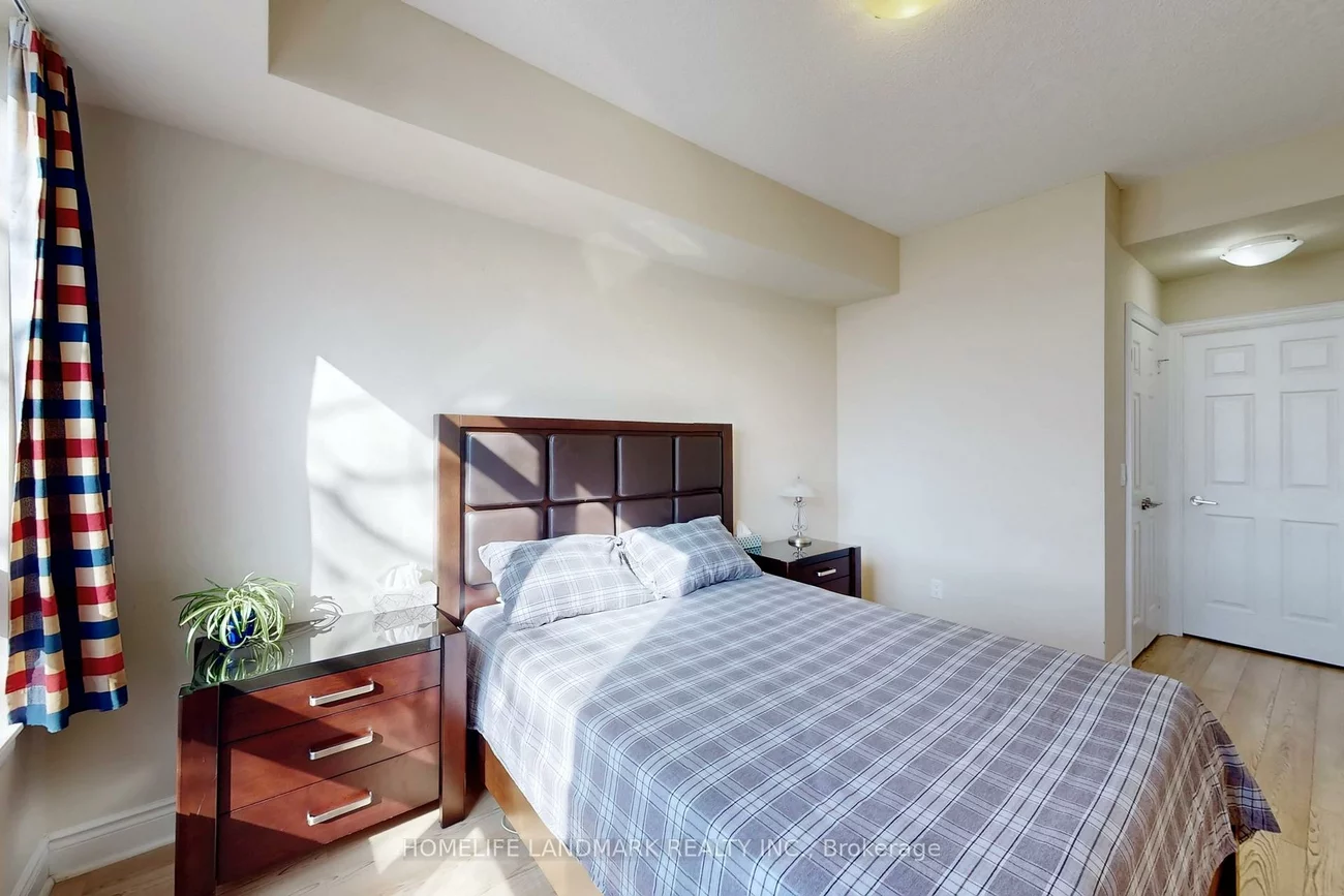 23, Cox, Unionville, Markham