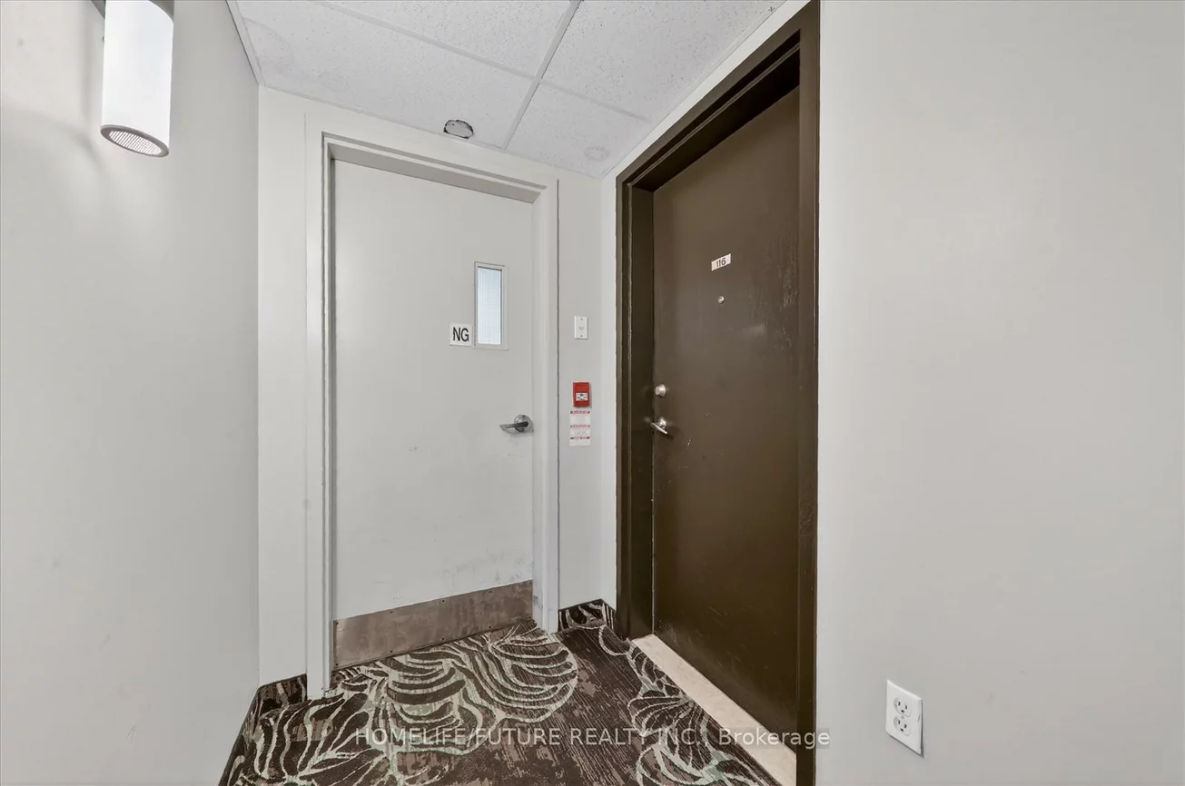 7428, Markham, Middlefield, Markham