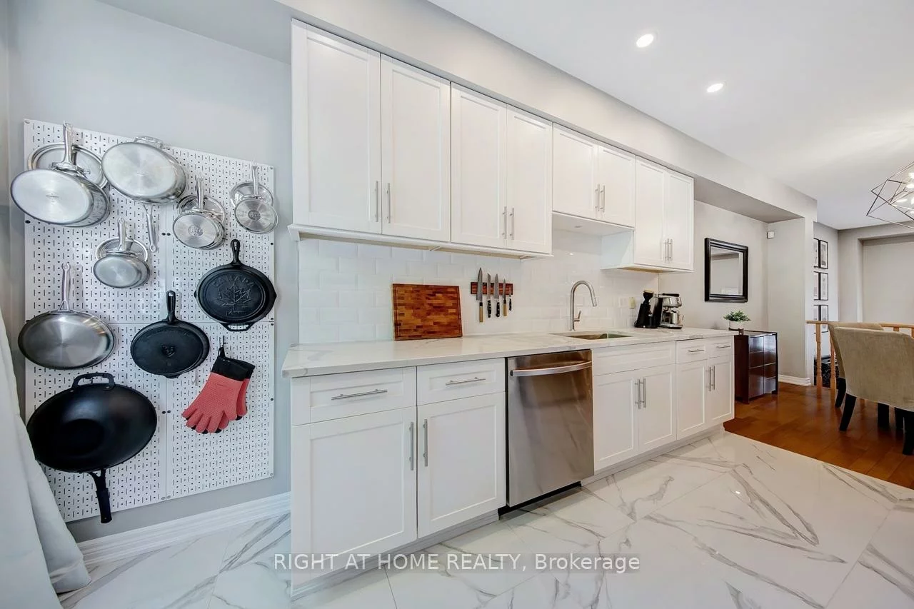 23, Michael, Buttonville, Markham