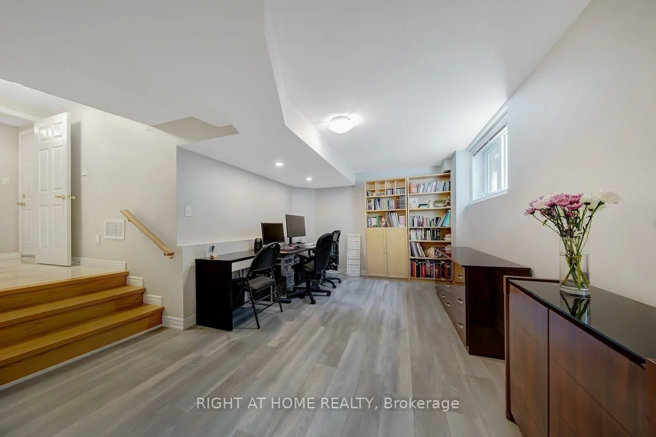 23, Michael, Buttonville, Markham