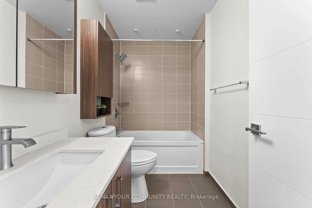 28, Uptown, Unionville, Markham