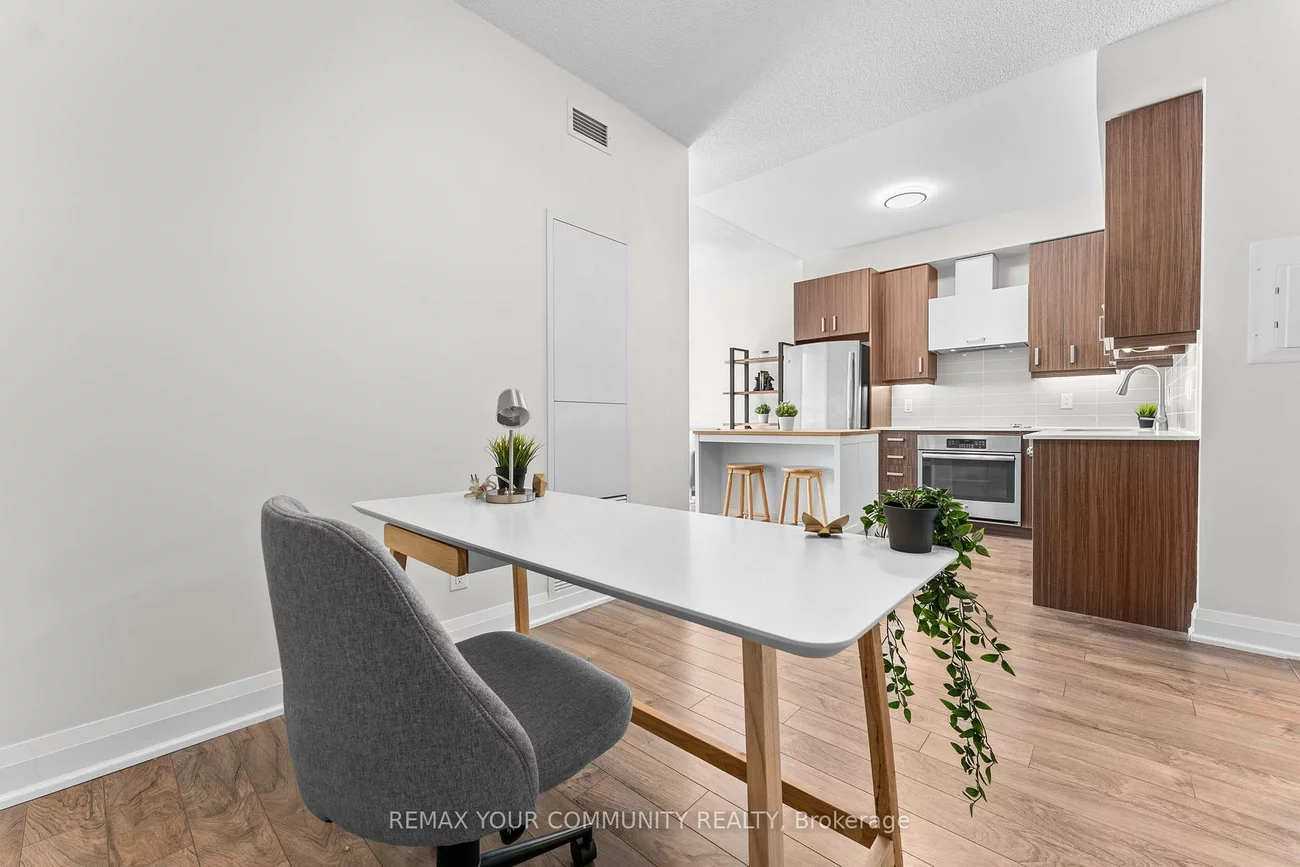 28, Uptown, Unionville, Markham