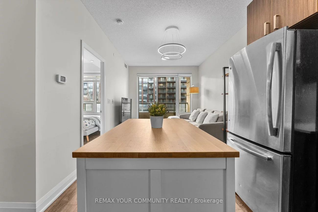 28, Uptown, Unionville, Markham