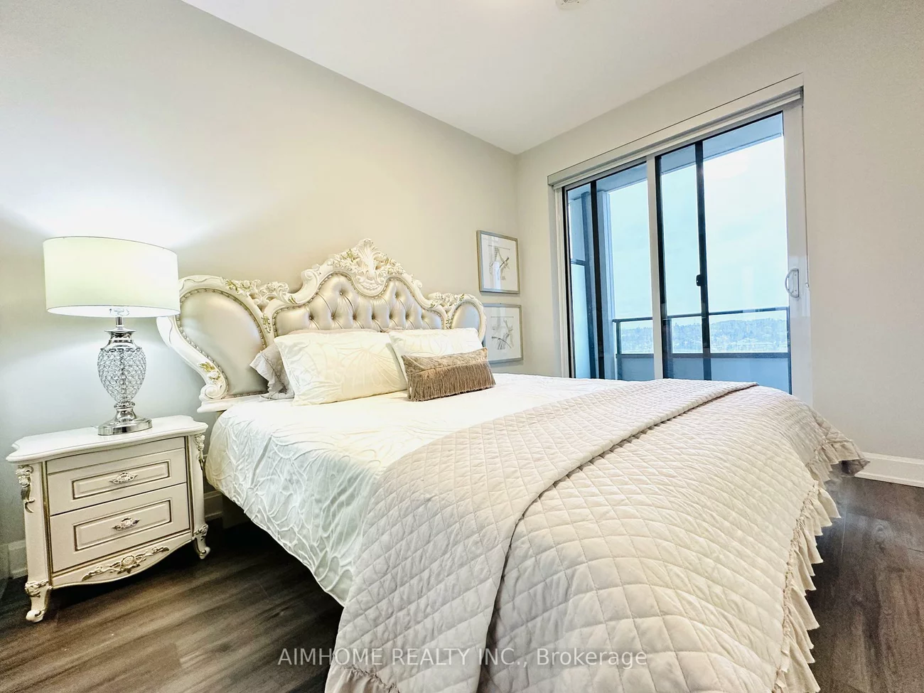 38, Water Walk, Unionville, Markham