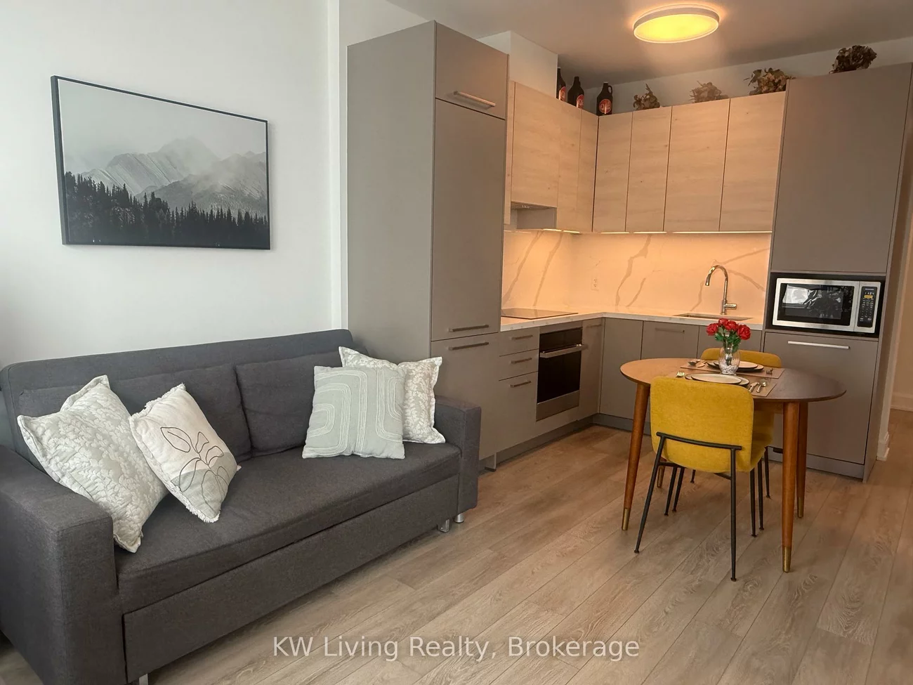 38, Gandhi, Commerce Valley, Markham