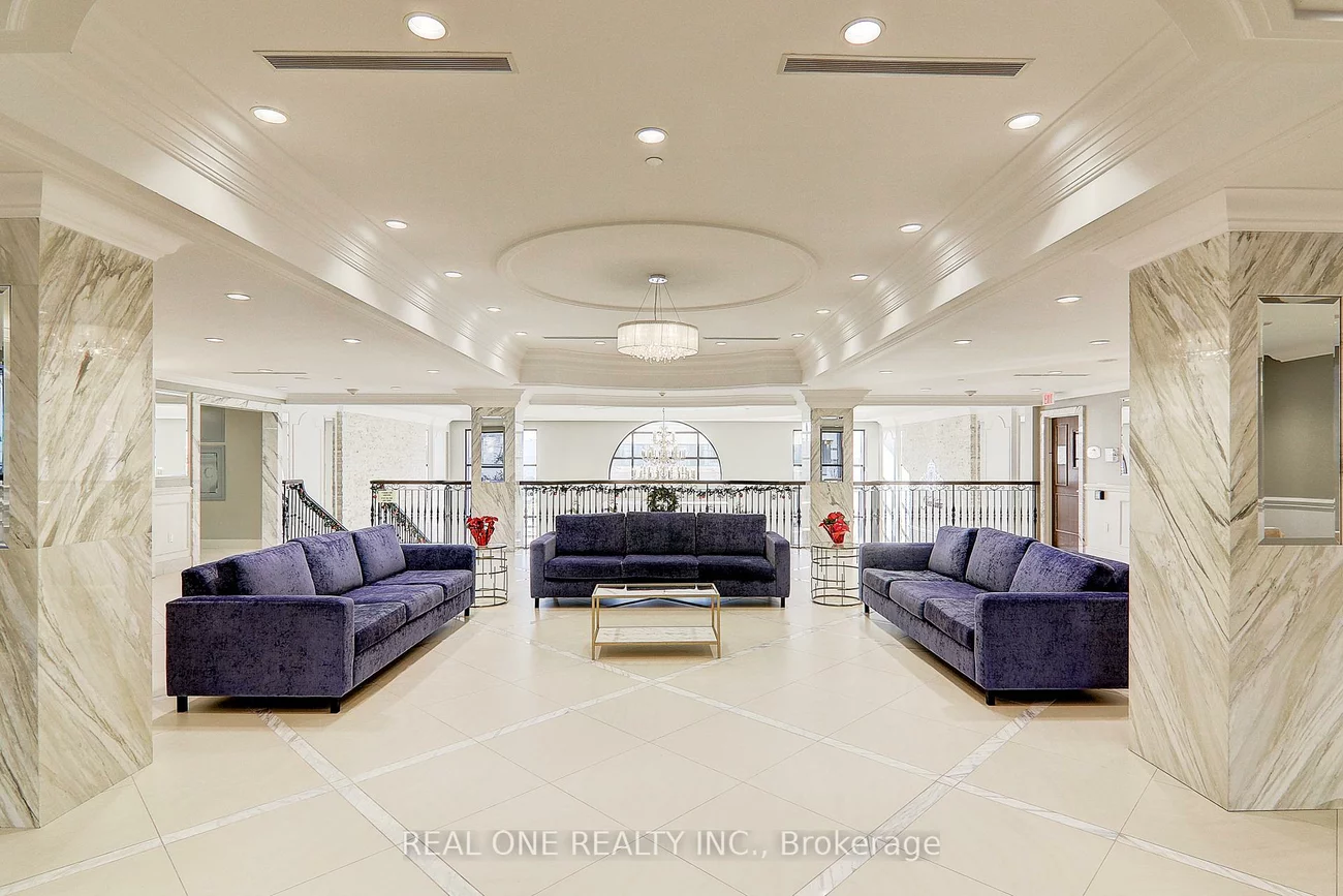 89, South Town Centre, Unionville, Markham