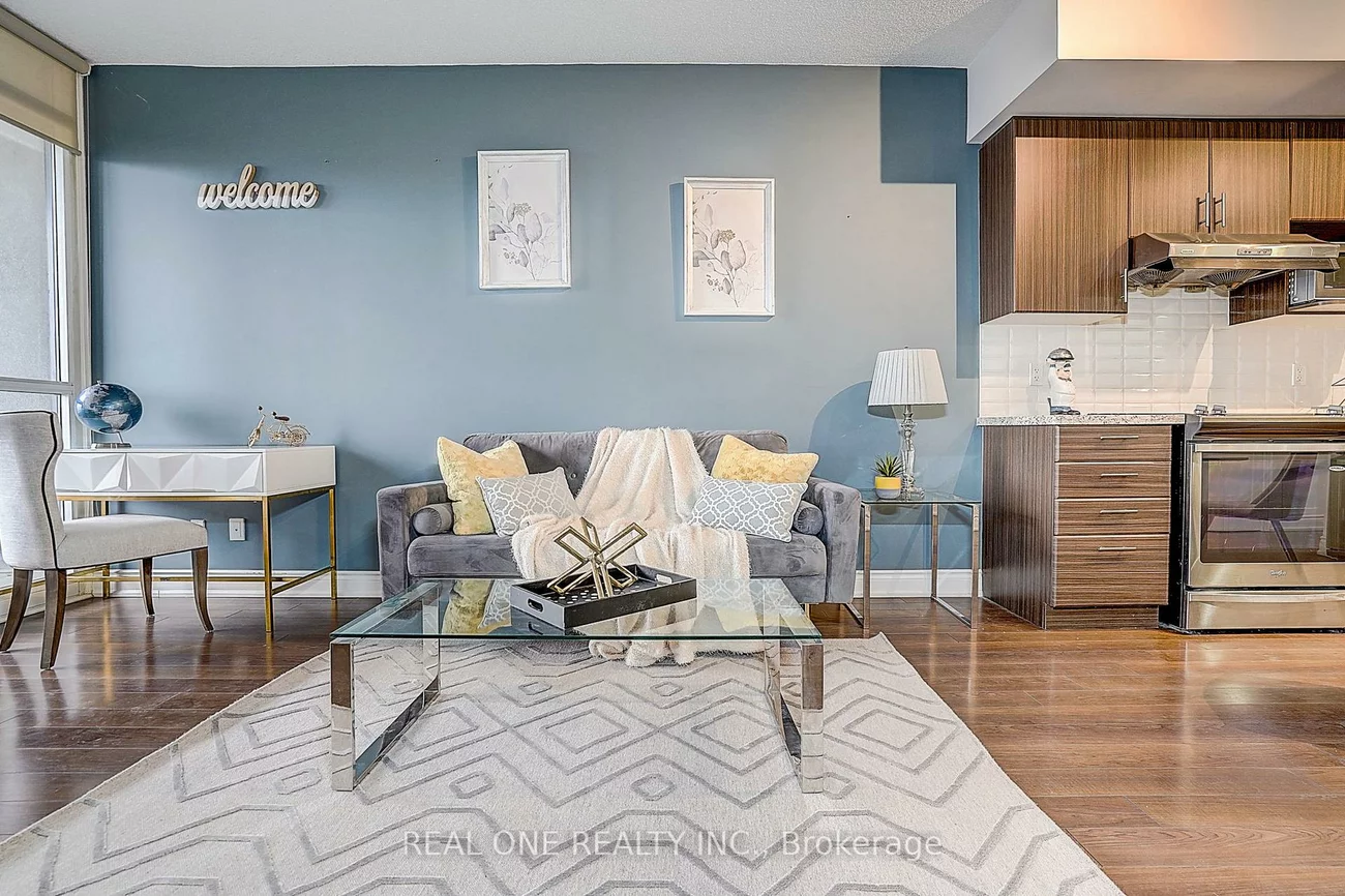 89, South Town Centre, Unionville, Markham