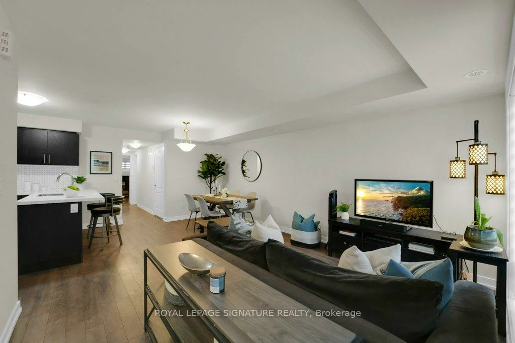 1, Gable Hurst, Cornell, Markham