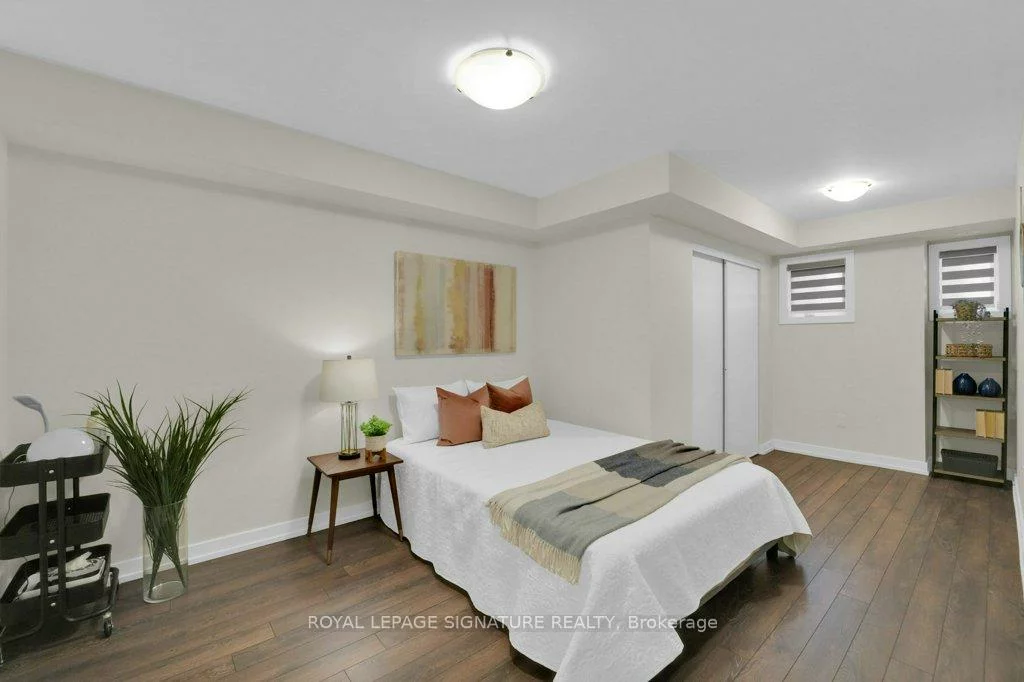 1, Gable Hurst, Cornell, Markham