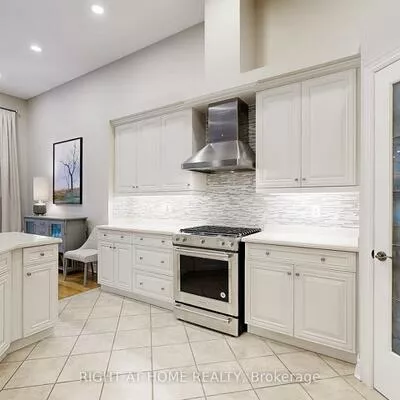 9, Arlington, Grandview, Markham