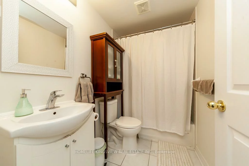 7428, Markham, Middlefield, Markham