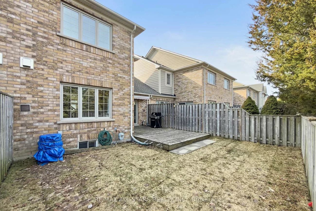 29, Wave Hill, Greensborough, Markham