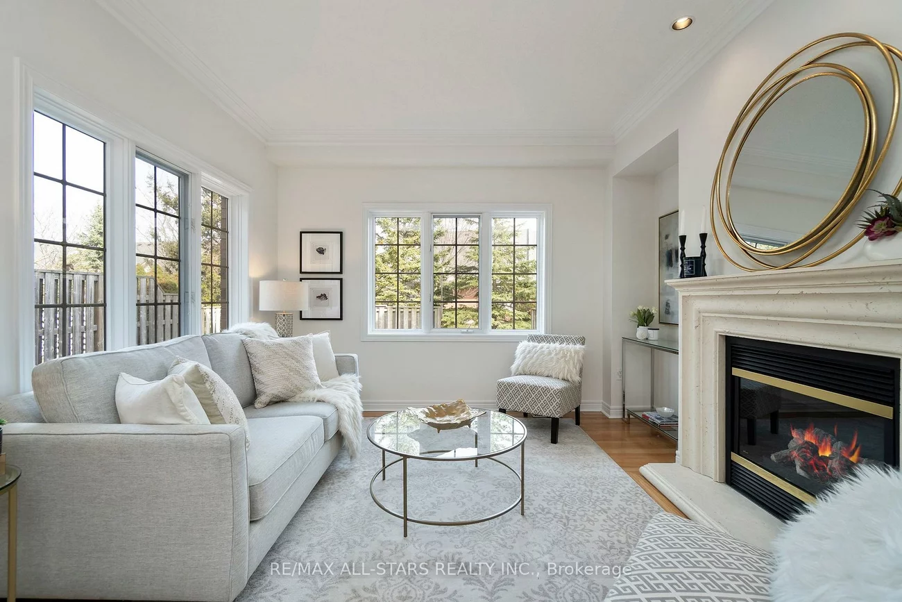 29, Wave Hill, Greensborough, Markham