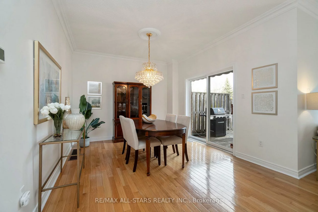 29, Wave Hill, Greensborough, Markham