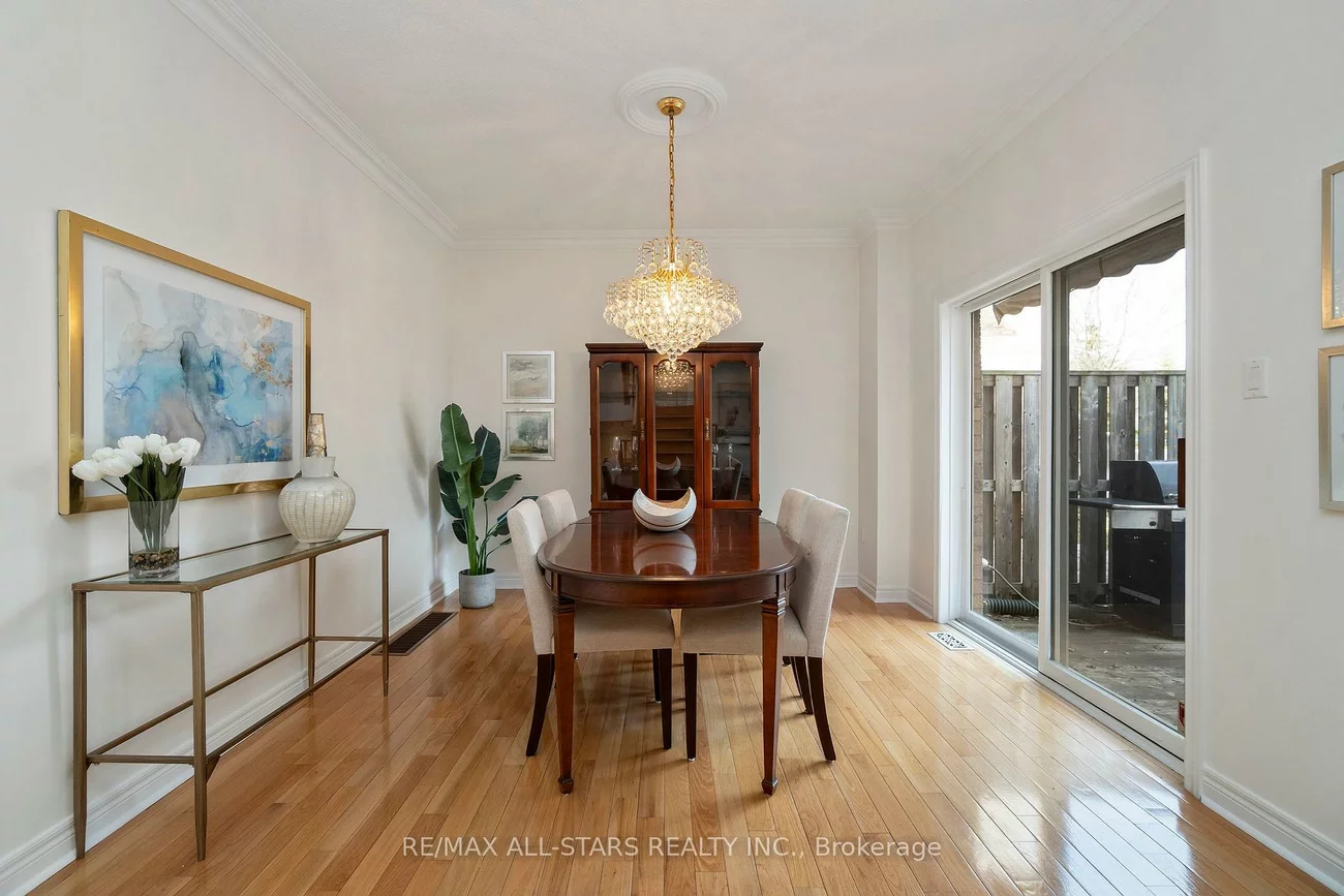 29, Wave Hill, Greensborough, Markham