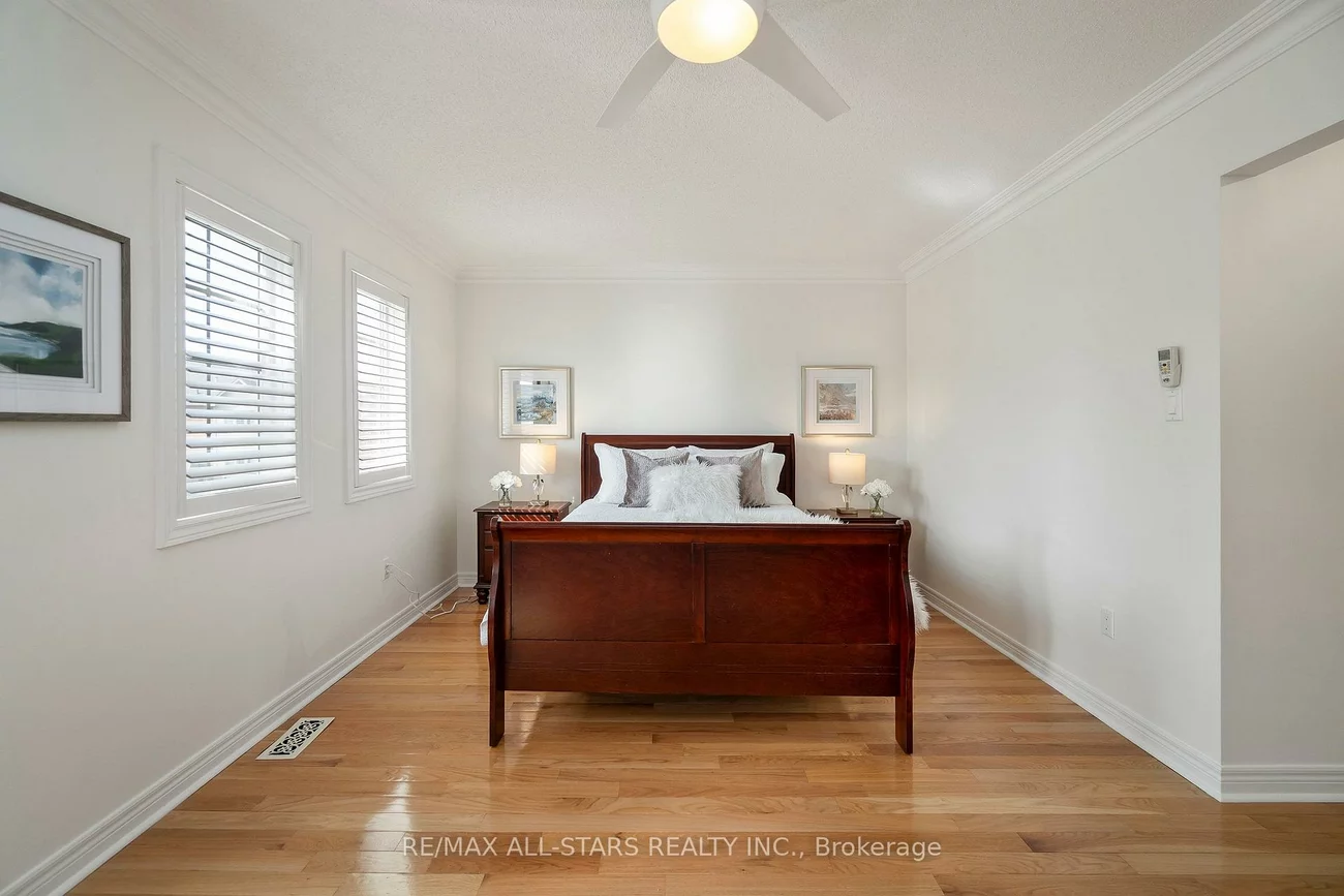 29, Wave Hill, Greensborough, Markham