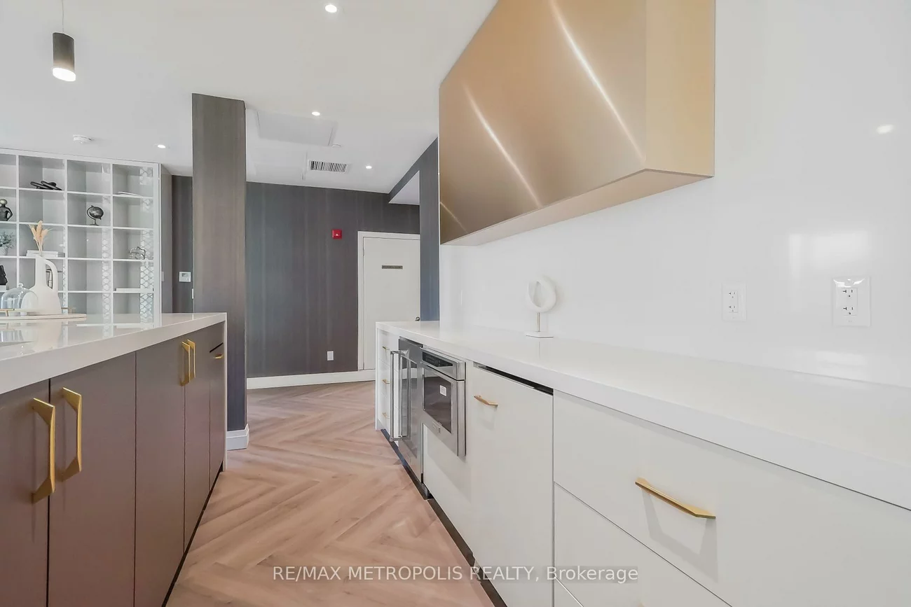 9700, Ninth, Greensborough, Markham