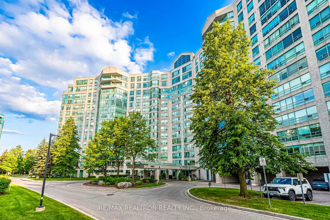 7805, Bayview, Aileen-Willowbrook, Markham