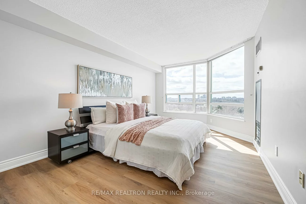 7805, Bayview, Aileen-Willowbrook, Markham
