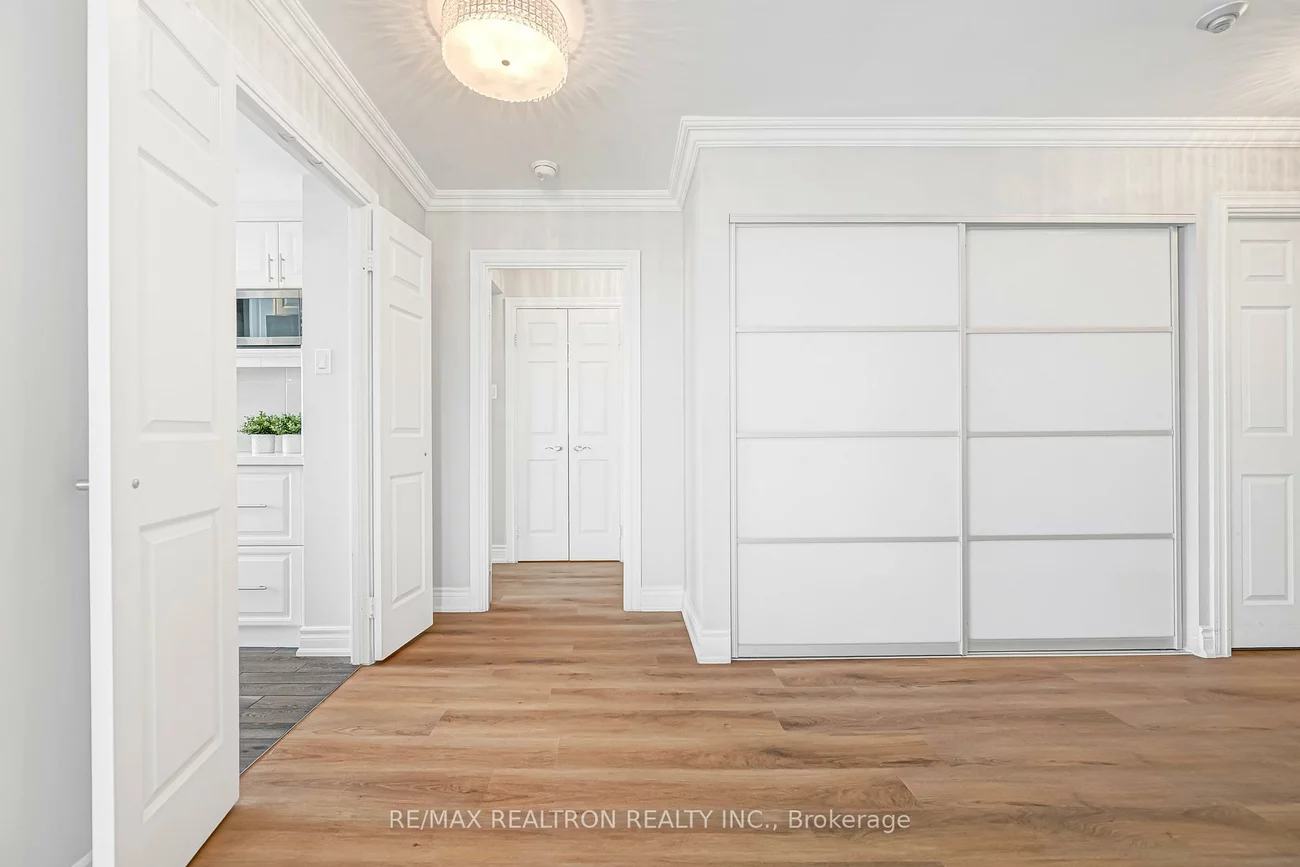 7805, Bayview, Aileen-Willowbrook, Markham