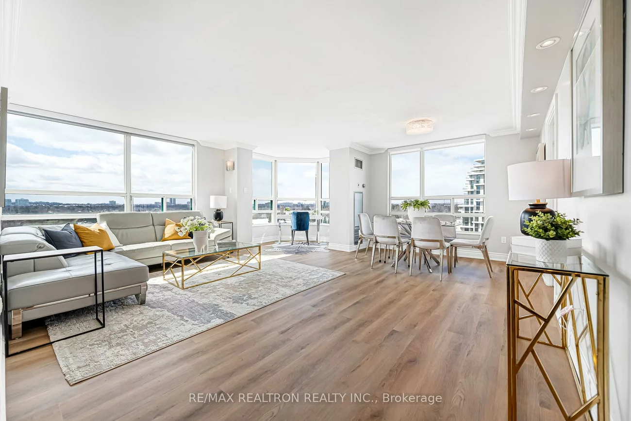 7805, Bayview, Aileen-Willowbrook, Markham