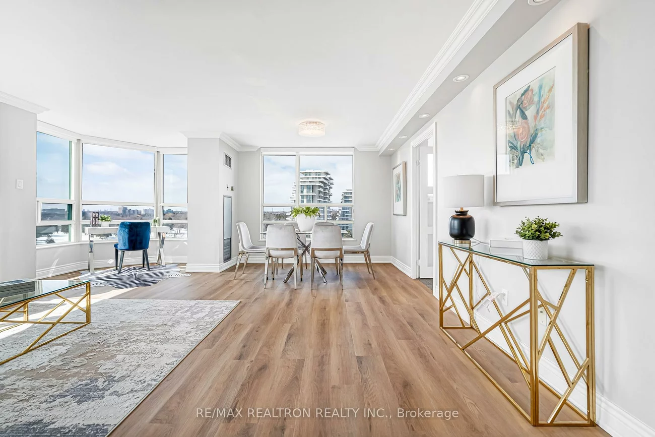 7805, Bayview, Aileen-Willowbrook, Markham