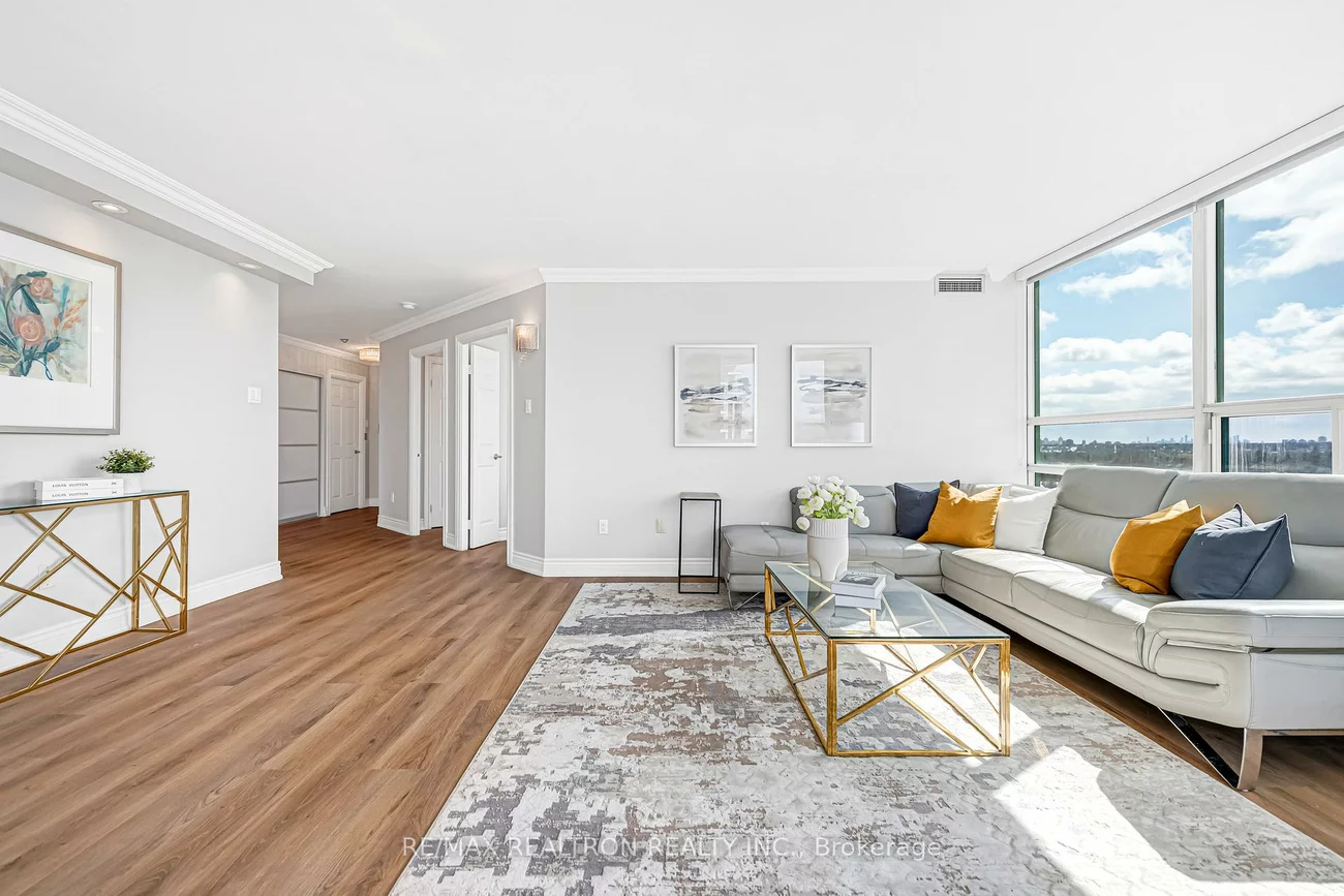 7805, Bayview, Aileen-Willowbrook, Markham