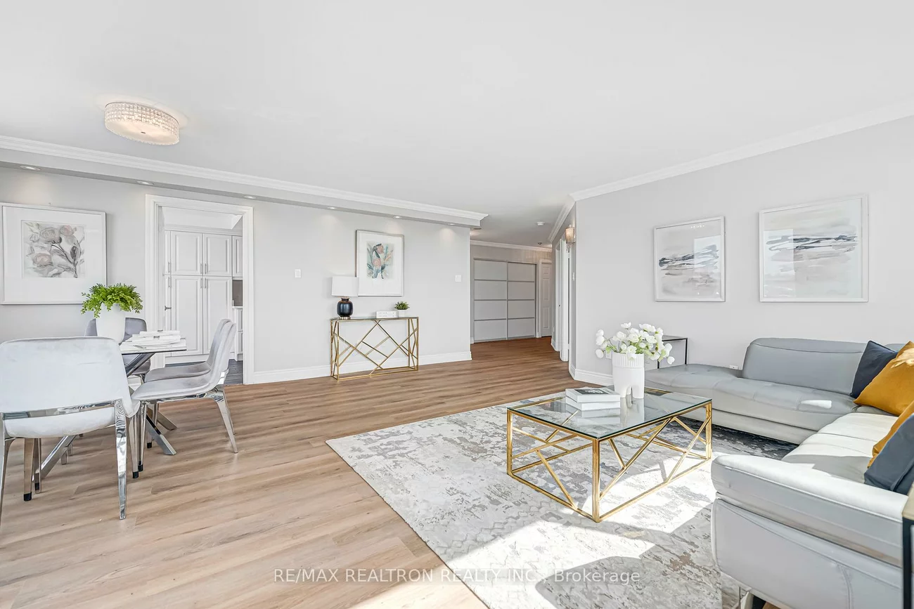 7805, Bayview, Aileen-Willowbrook, Markham