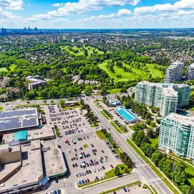 7805, Bayview, Aileen-Willowbrook, Markham