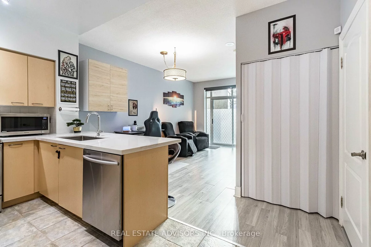 48, Suncrest, Commerce Valley, Markham