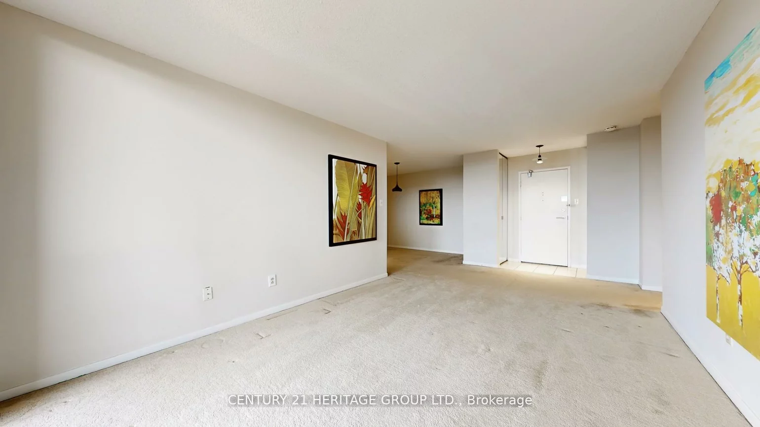 7811, Yonge, Thornhill, Markham