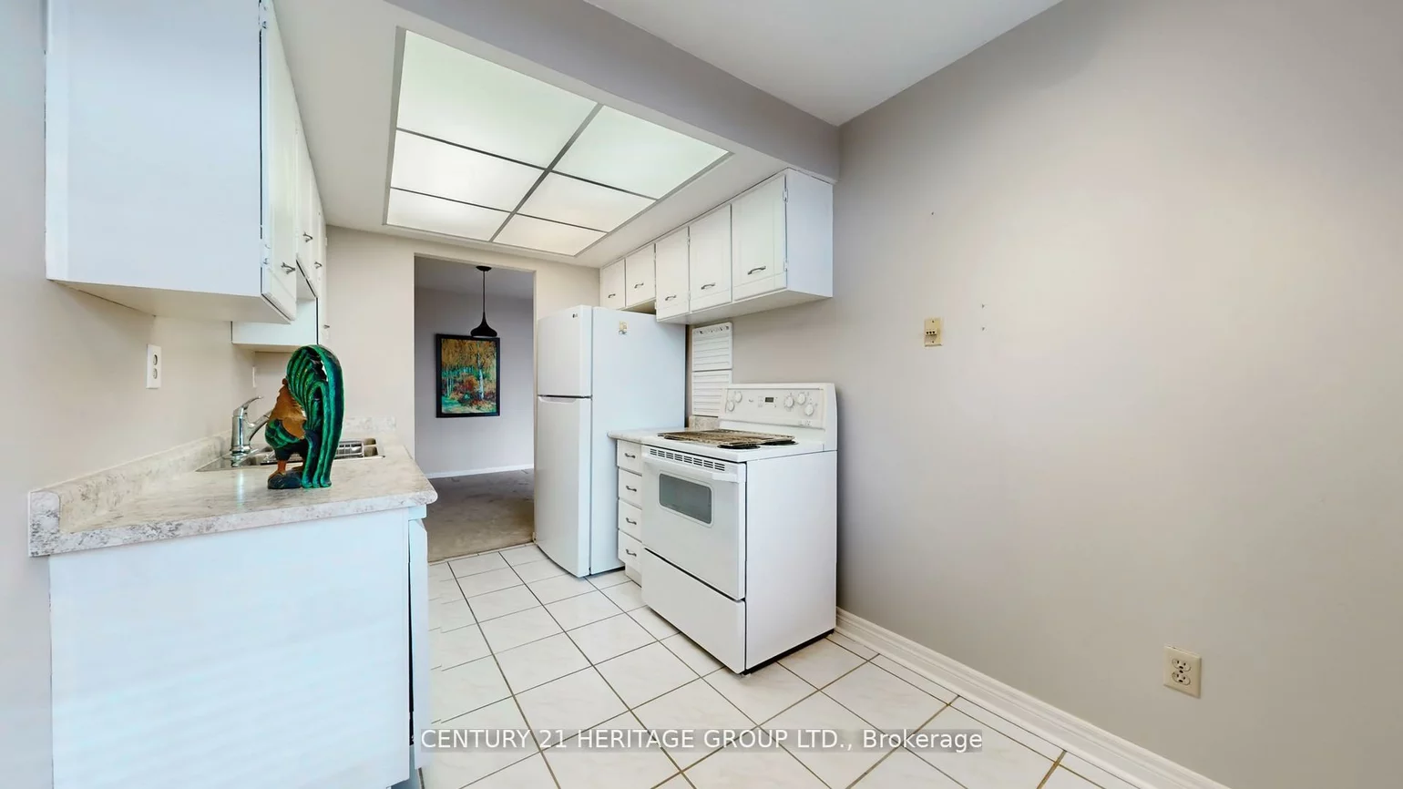 7811, Yonge, Thornhill, Markham