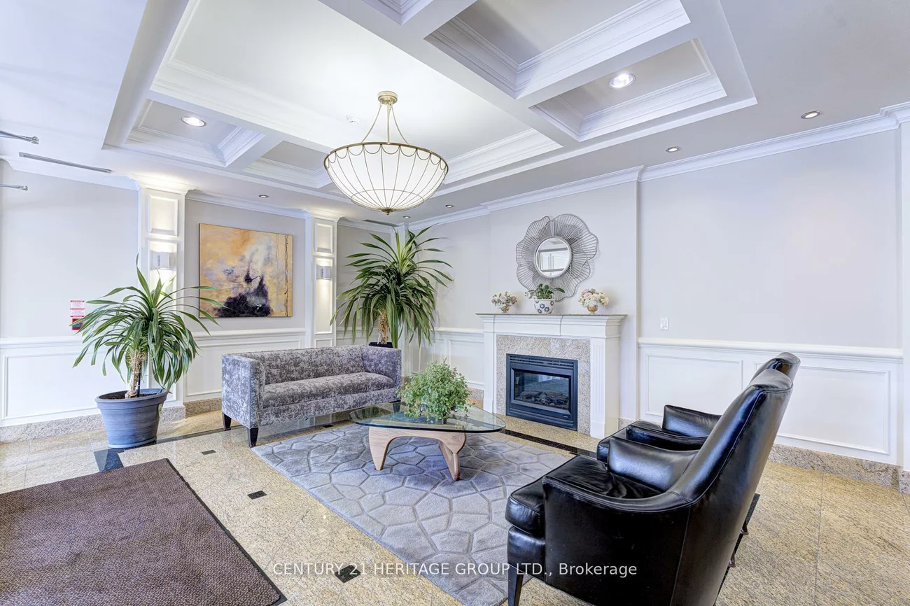 130, Pond, Commerce Valley, Markham