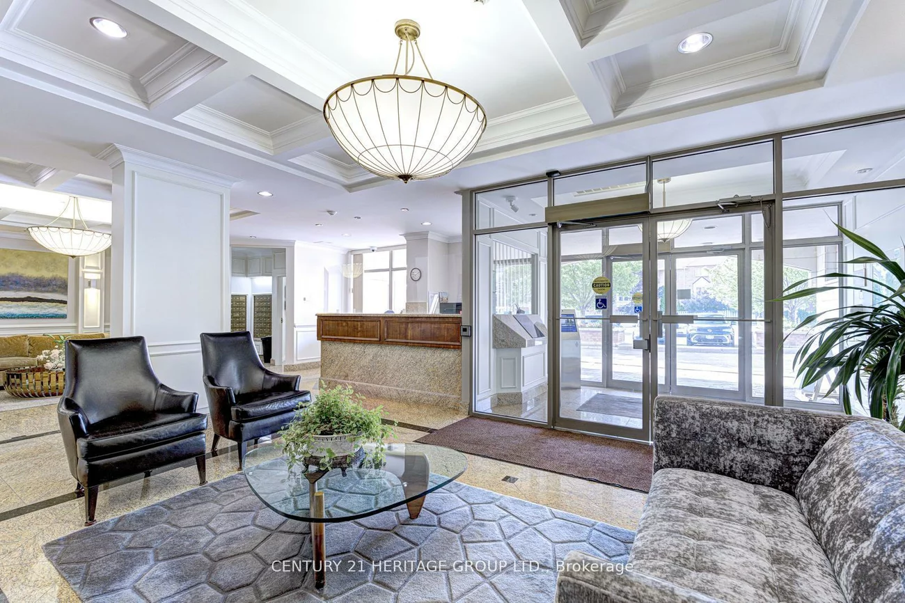 130, Pond, Commerce Valley, Markham