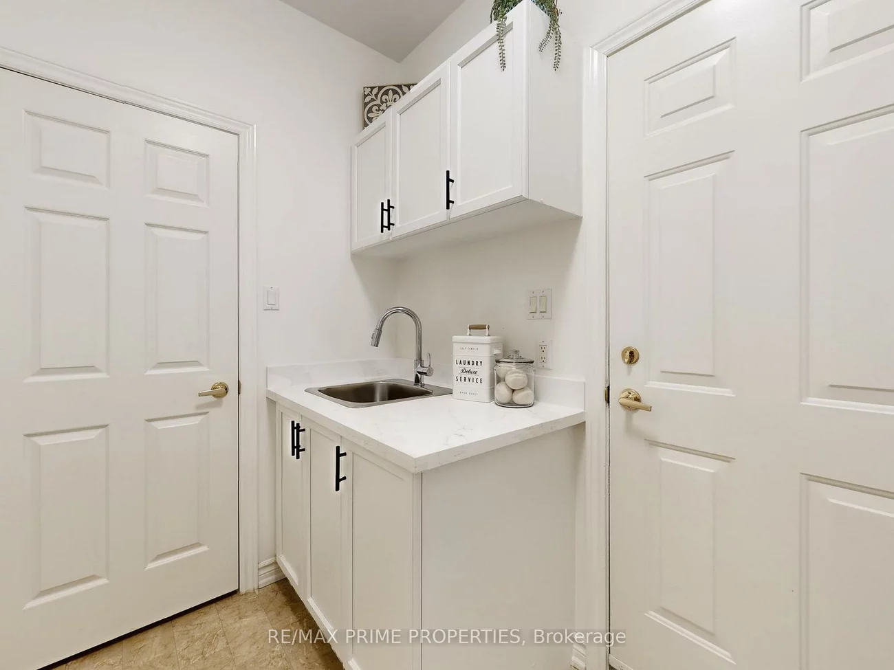 4, Colleen Bay, Greensborough, Markham