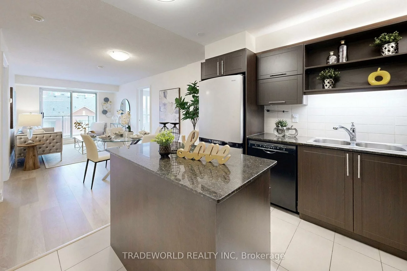 39, Galleria, Commerce Valley, Markham