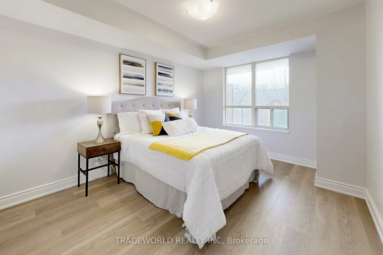 39, Galleria, Commerce Valley, Markham