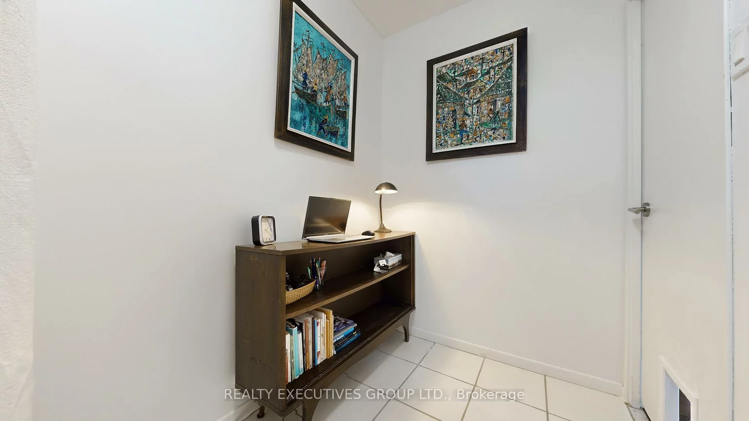 7811, Yonge, Thornhill, Markham