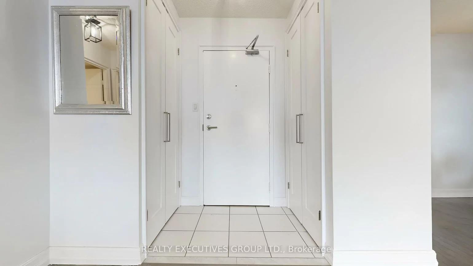 7811, Yonge, Thornhill, Markham