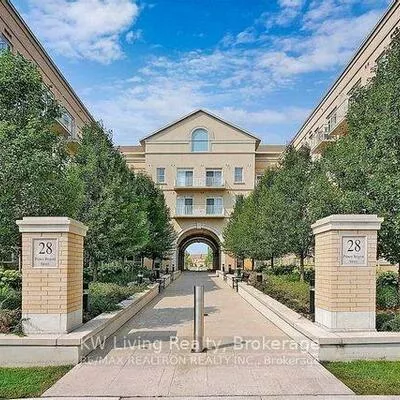 28, Prince Regent, Cathedraltown, Markham