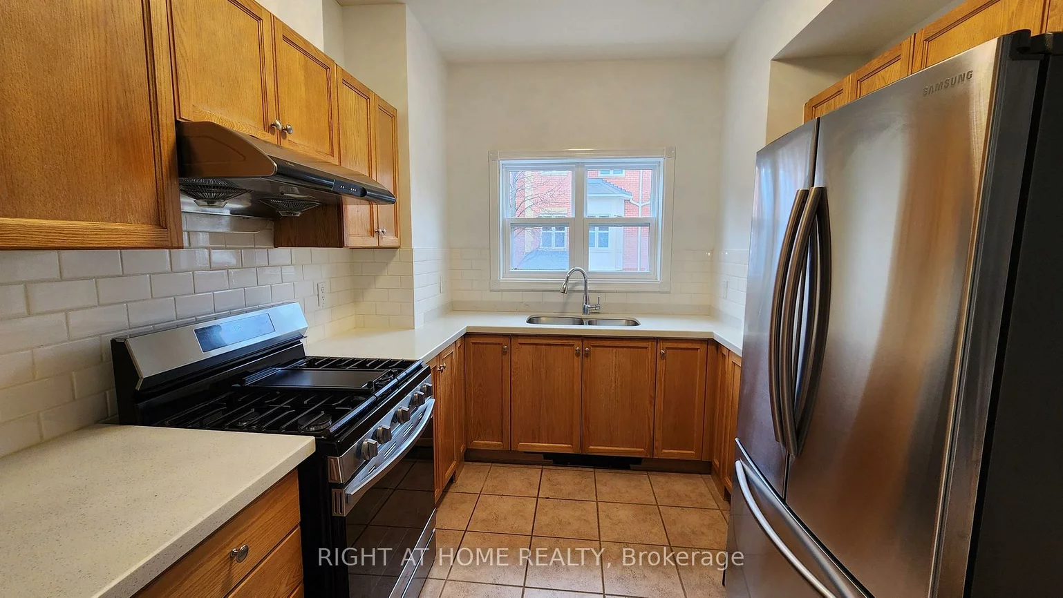 9, Maple Park, Milliken Mills West, Markham