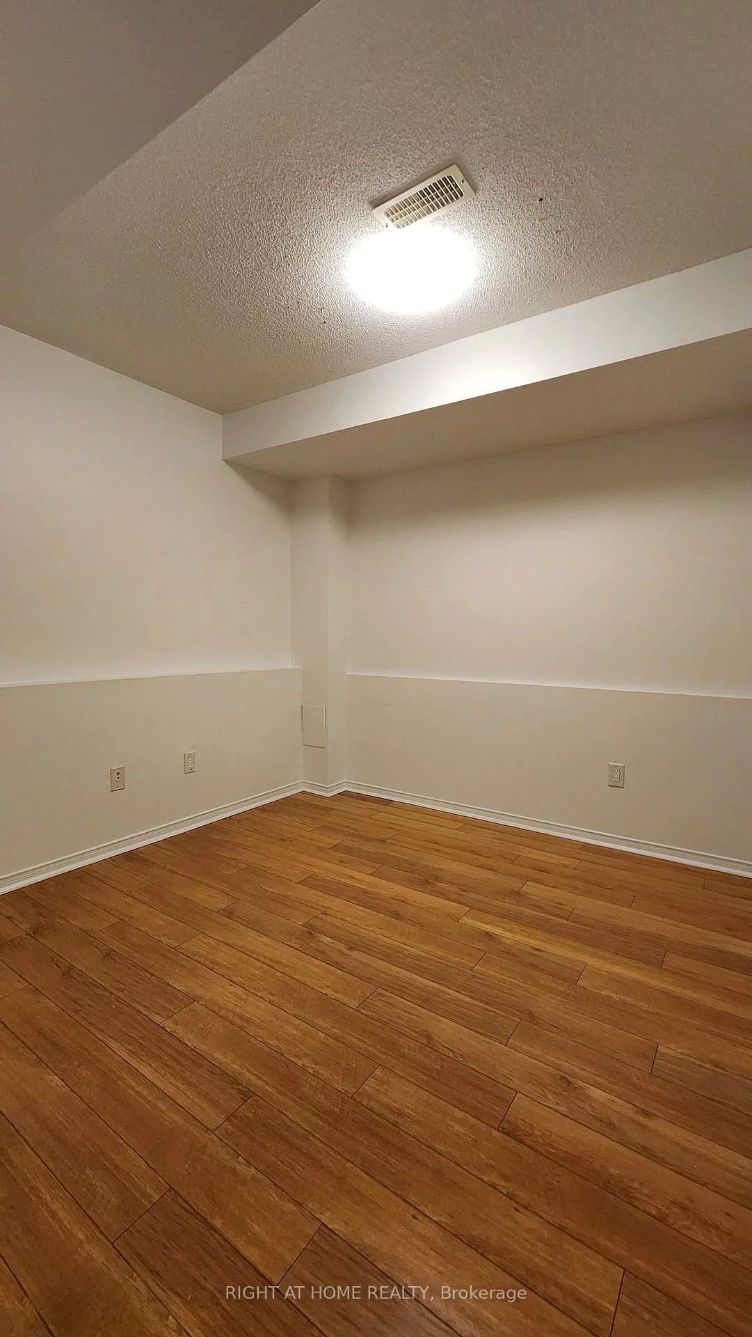 9, Maple Park, Milliken Mills West, Markham